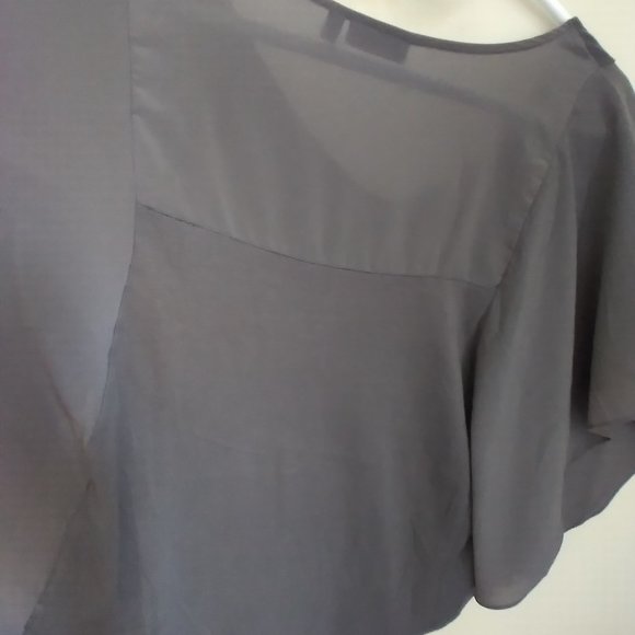 Apt. 9 Charcoal Top. Soft Flowy Butterfly Sleeve. Sheer sleeve and back panel - Picture 9 of 11